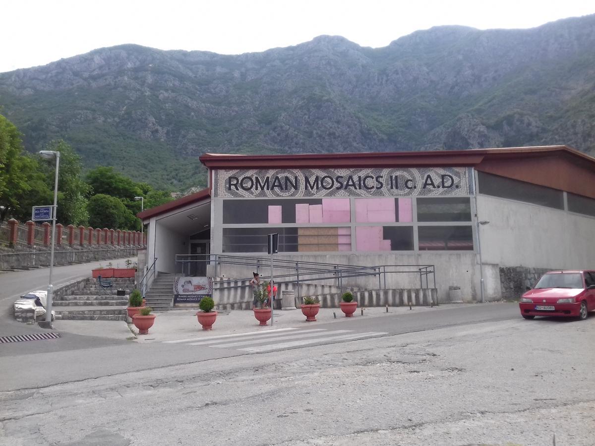 Apartmani Mozaici Risan Kültér fotó