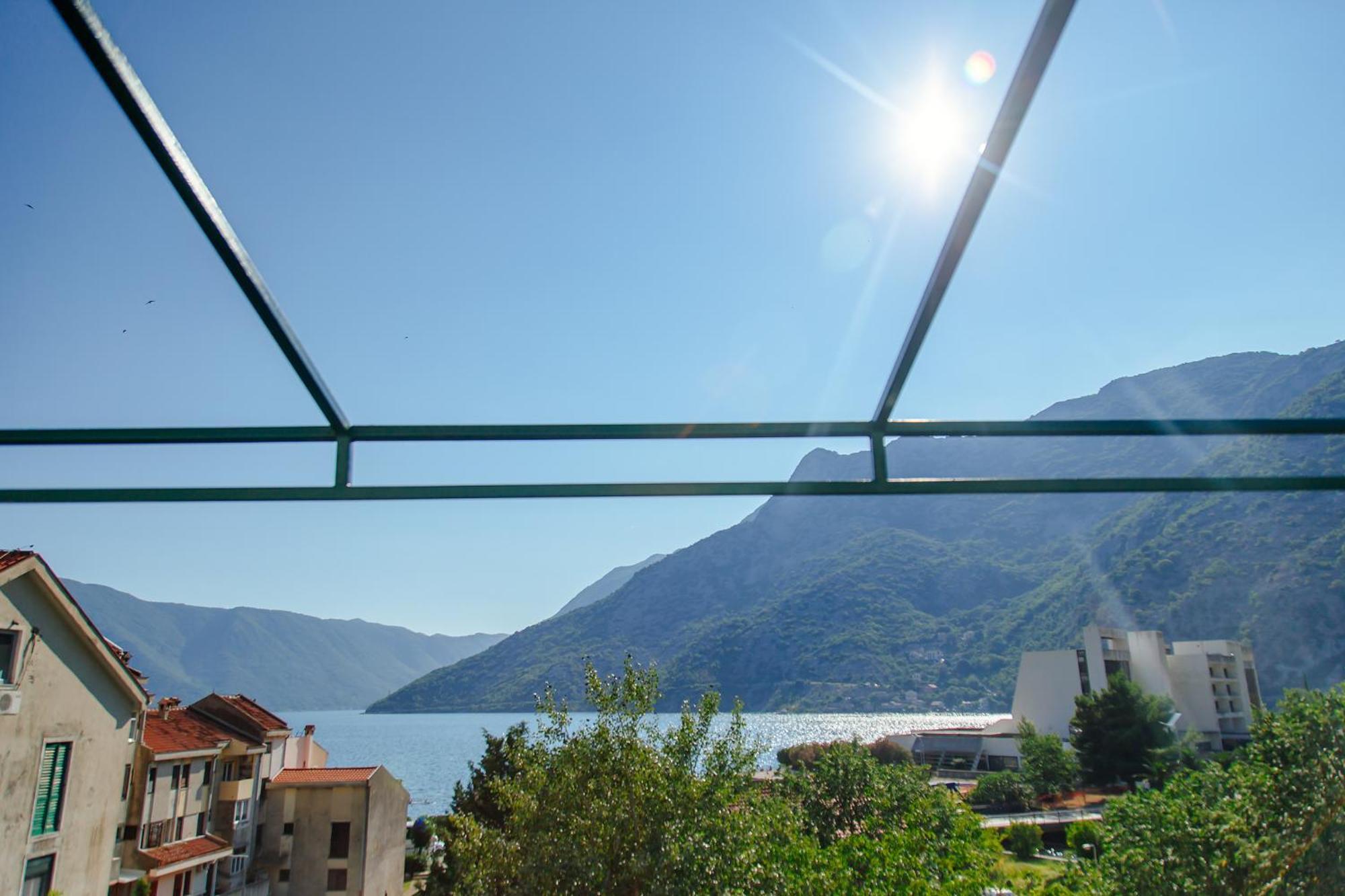 Apartmani Mozaici Risan Kültér fotó