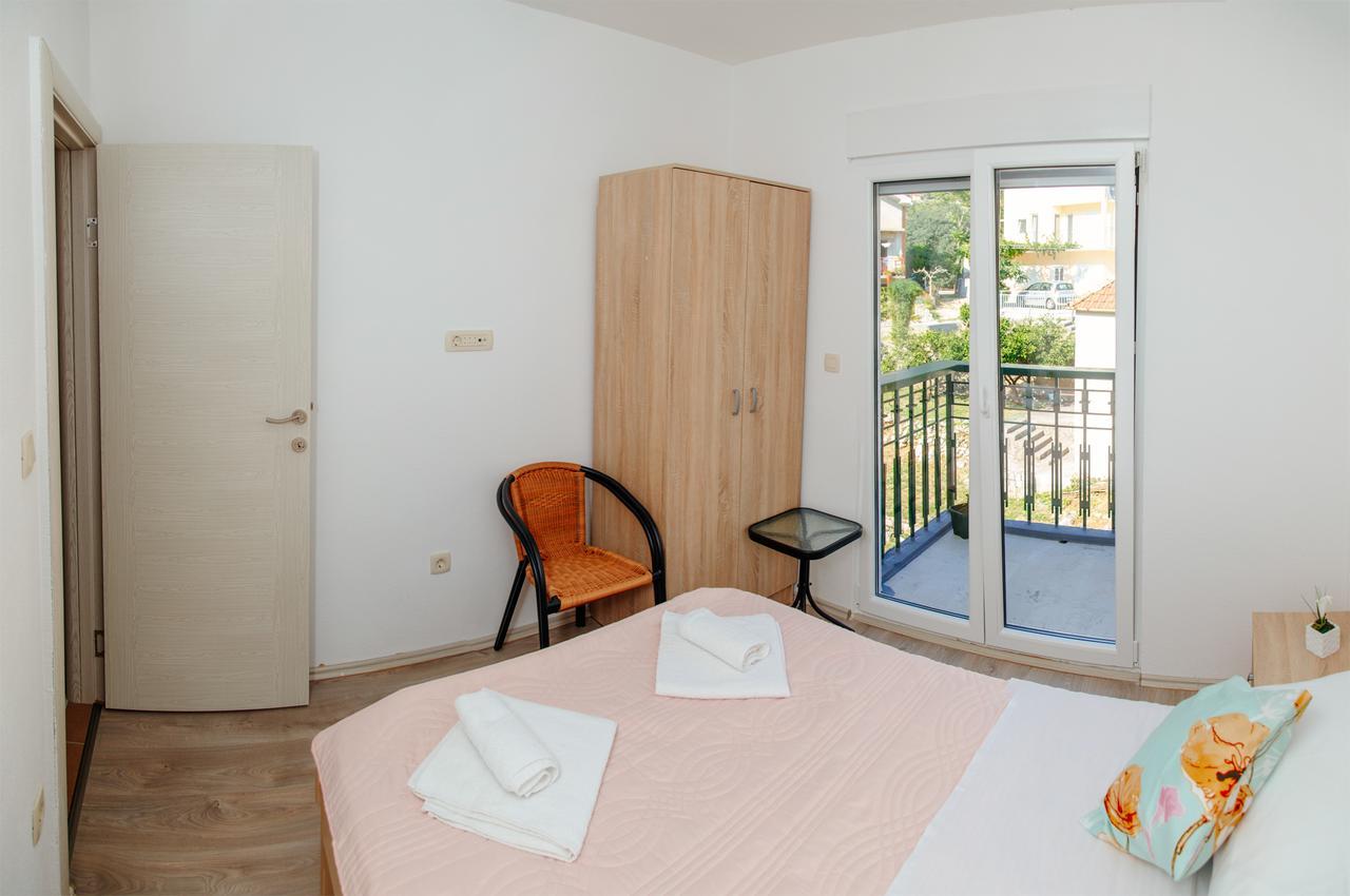 Apartmani Mozaici Risan Kültér fotó